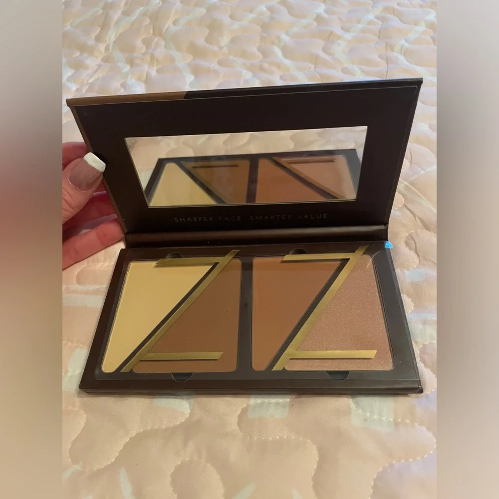 Guize Face FX Contour Bronzer Powder for Medium Olive Skin Tones NWT